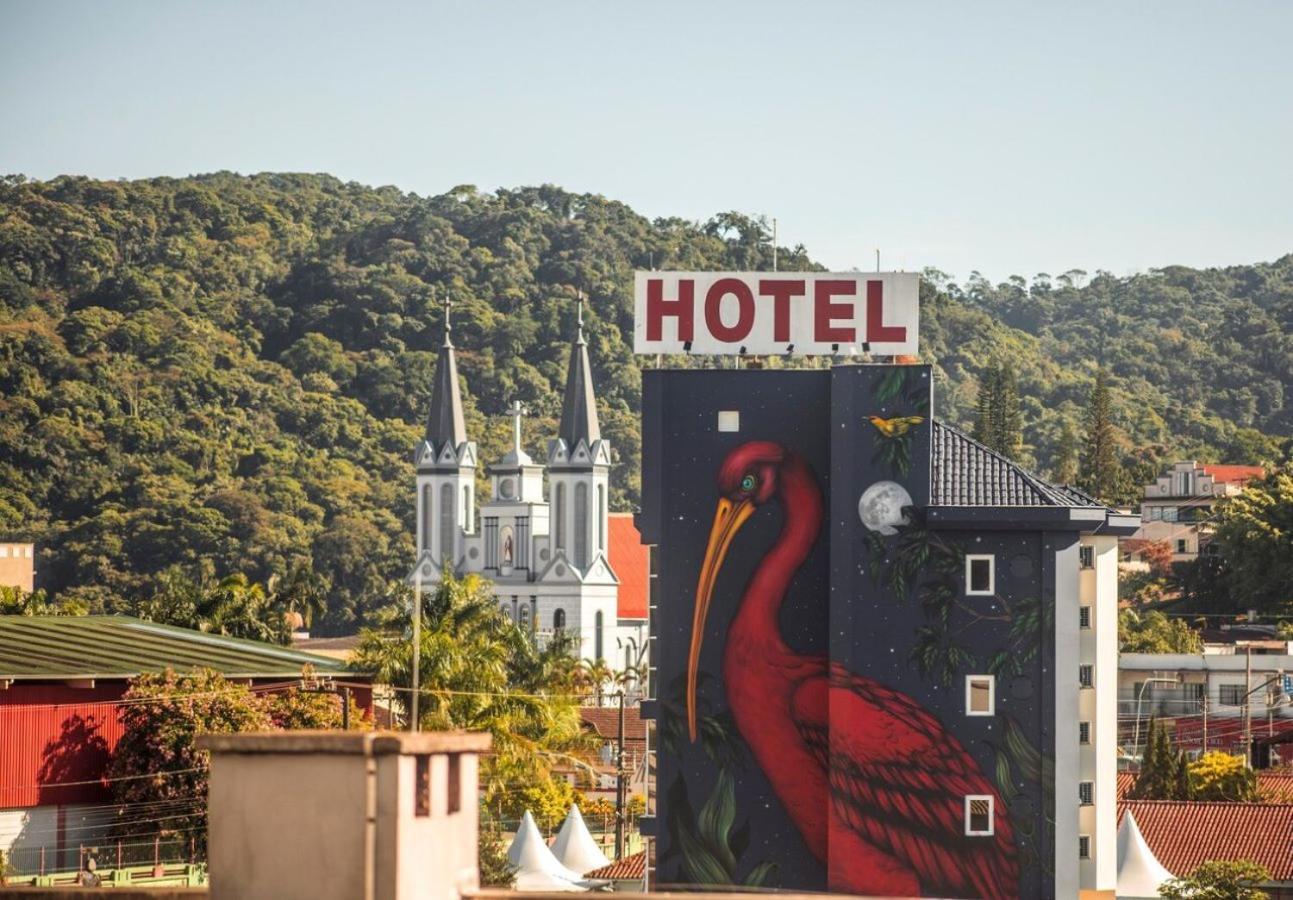 Andardac Hotel Guaramirim Exteriör bild