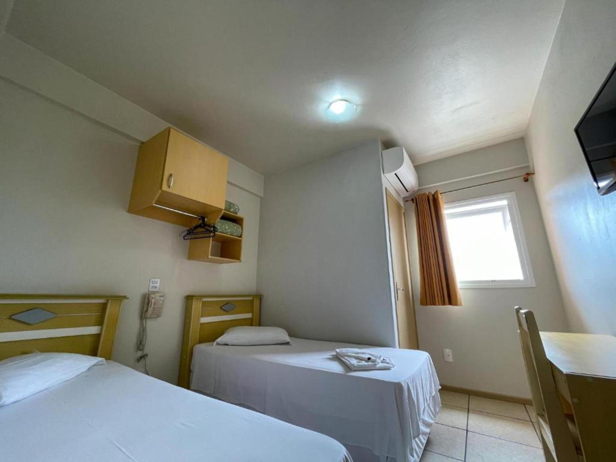 Andardac Hotel Guaramirim Rum bild