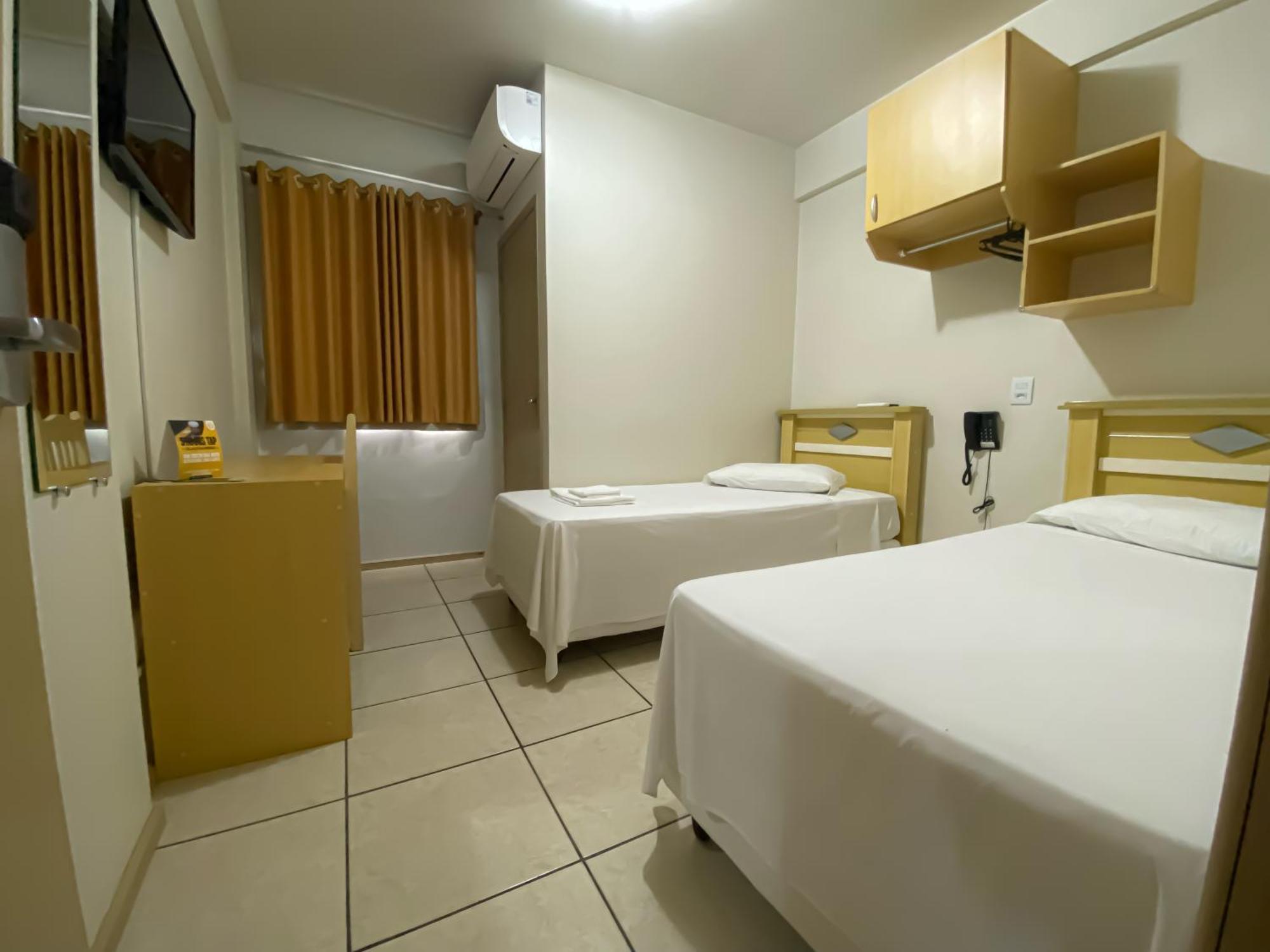 Andardac Hotel Guaramirim Rum bild