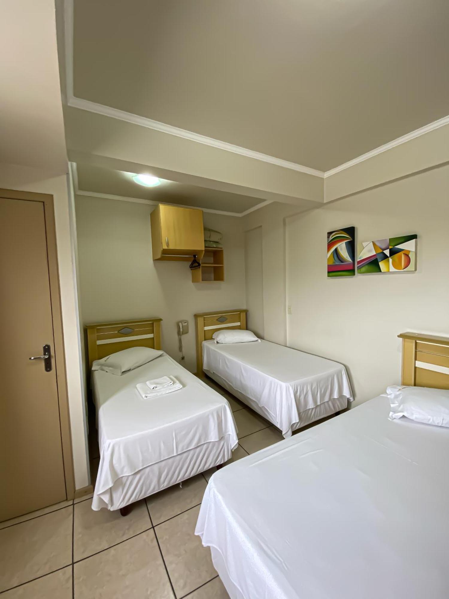 Andardac Hotel Guaramirim Rum bild